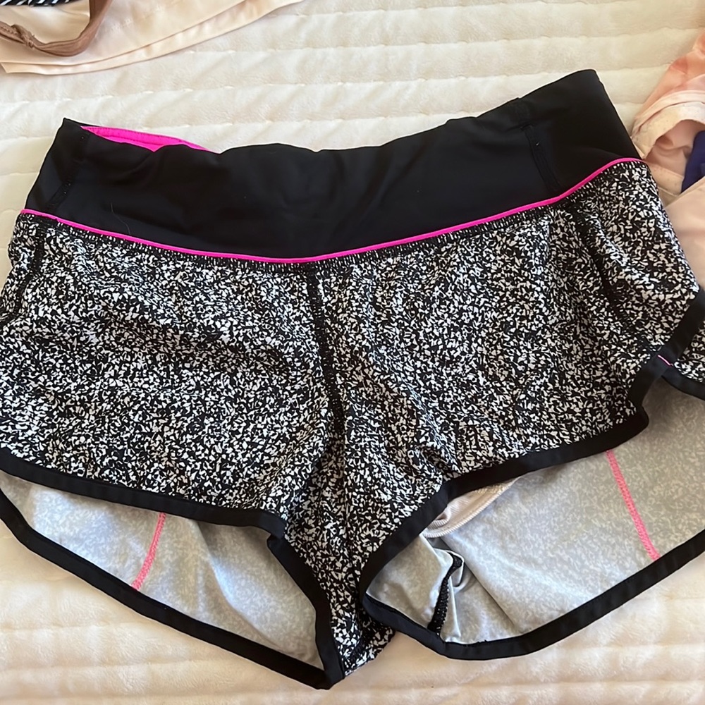 lululemon speed up shorts size 2